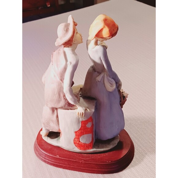 Giuseppe Armani figurines collectibles rare 10" Courting The Maiden - Picture 4 of 10